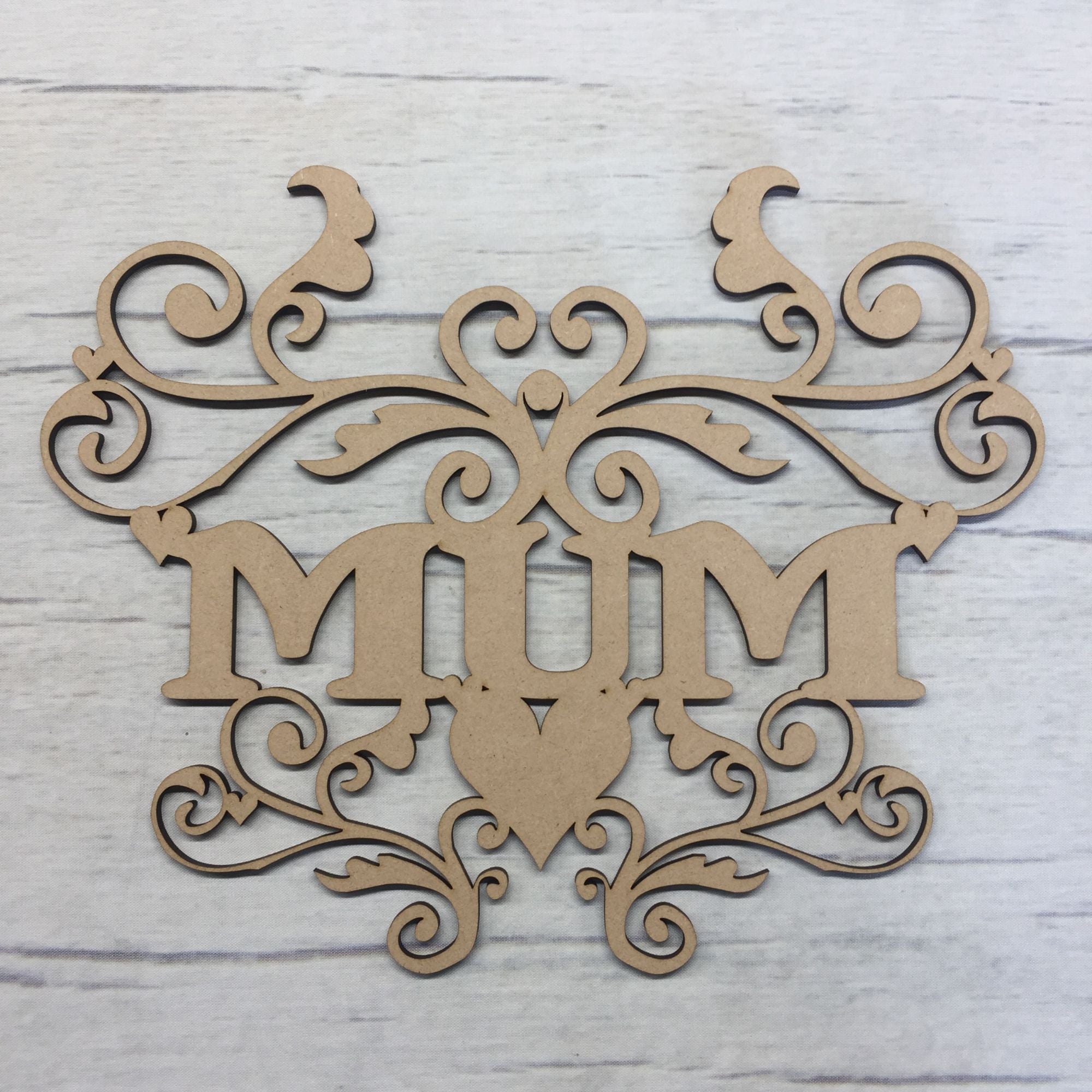 Hanging plaque - 'Mum' Wooden Craft Shape