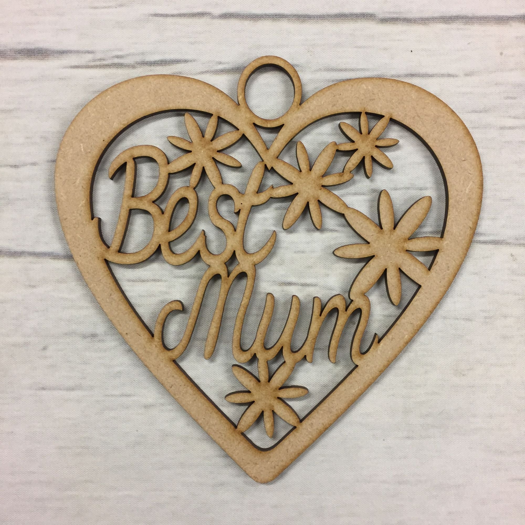 Hanging heart - 'Best mum' Wooden Craft Shape