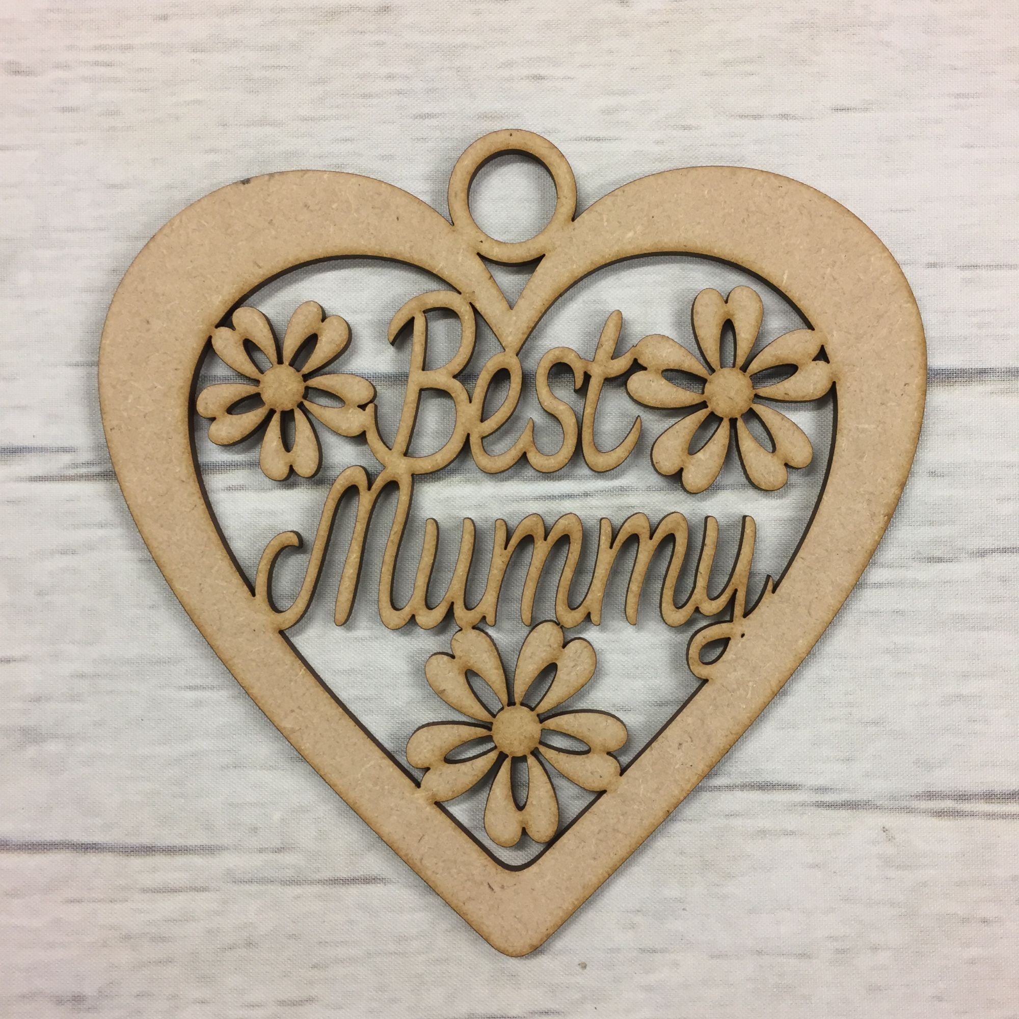 Hanging heart - 'Best mummy' Wooden Craft Shape